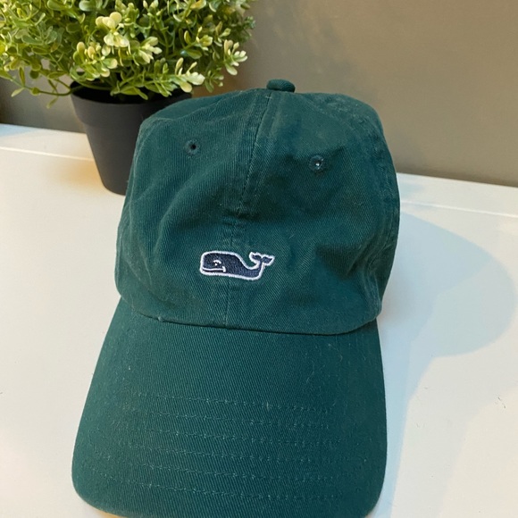Vineyard Vines Accessories - Vineyard vines baseball hat